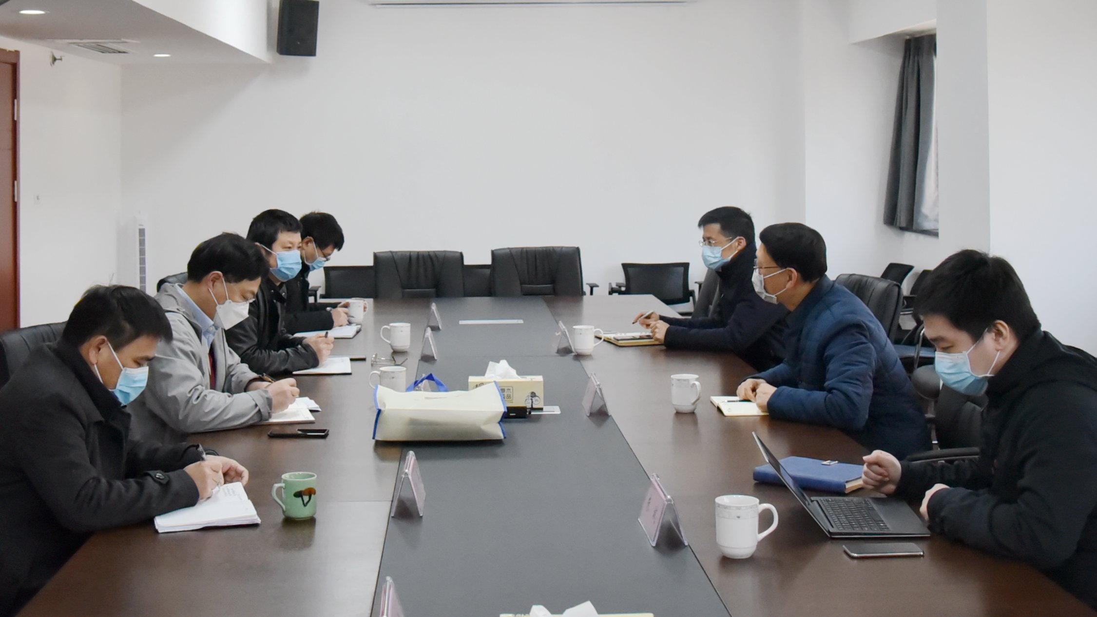 上城区科技局杨东书记一行到访milan.com