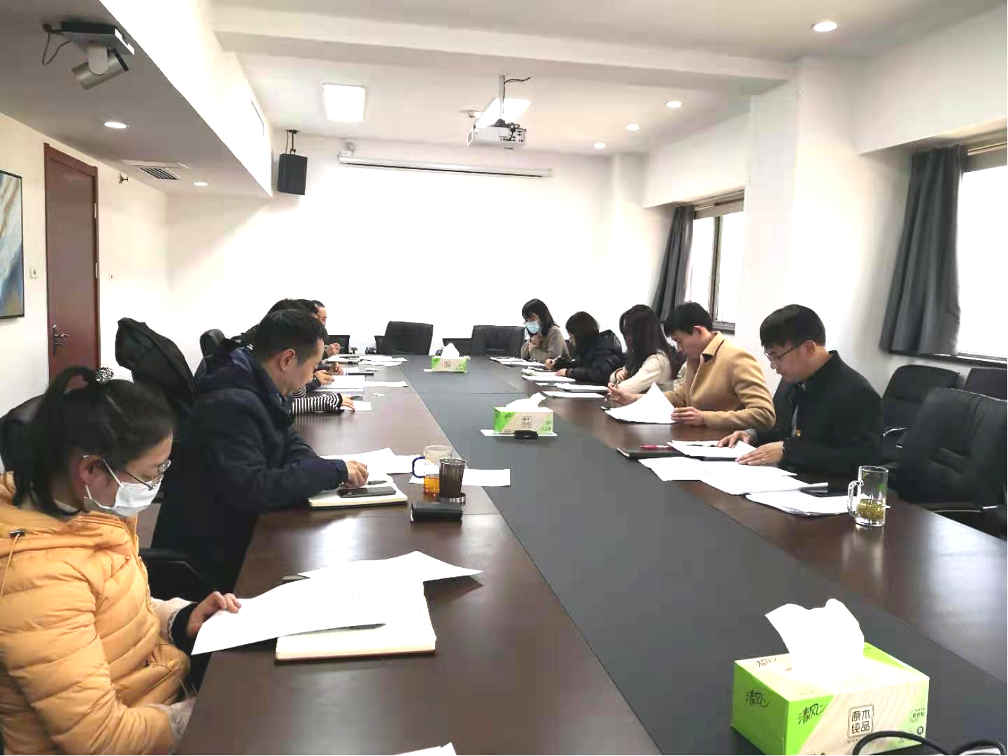 milan.com第一党支部开展理论学习会暨支部主题党日活动