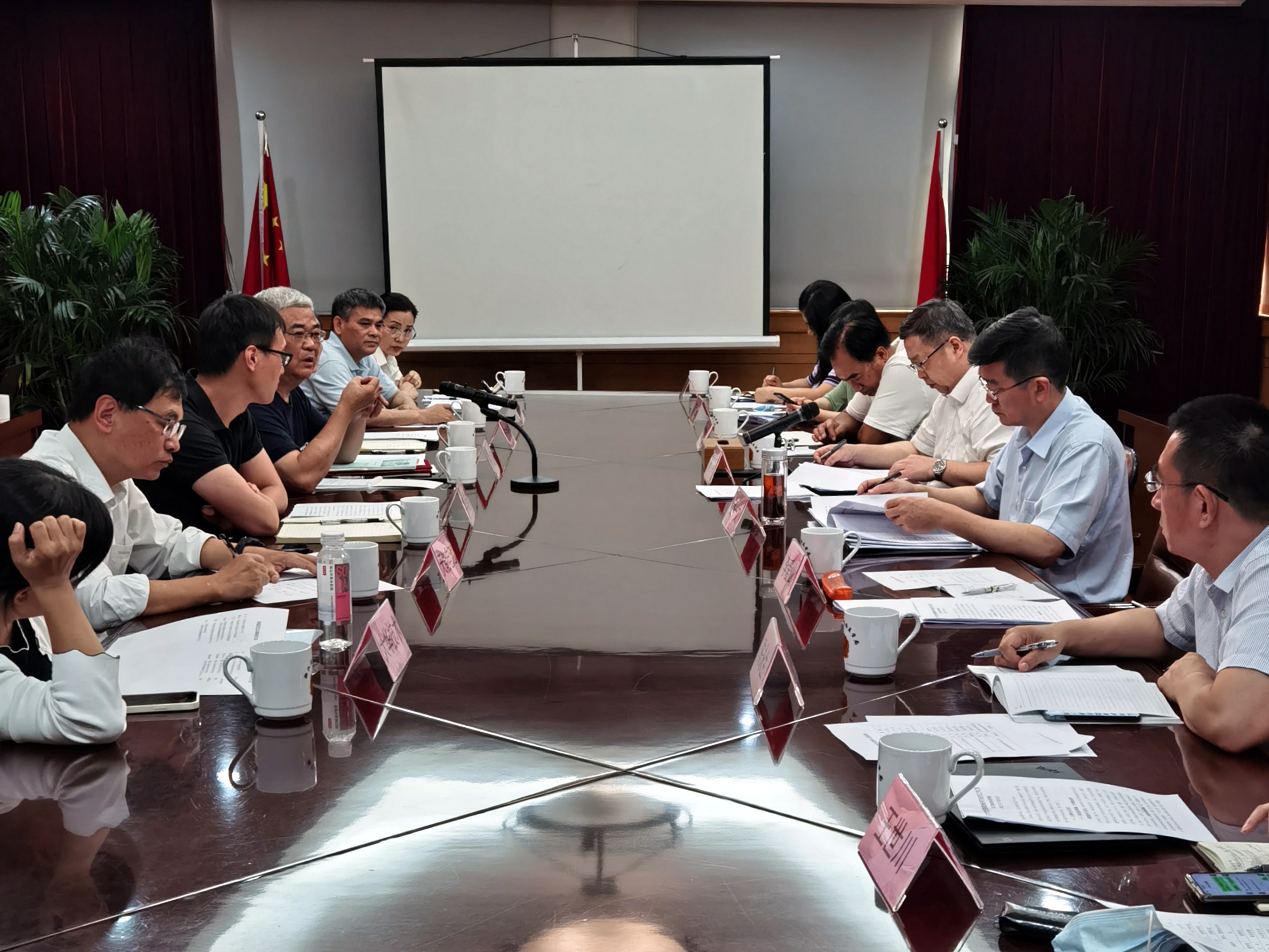 milan.com受邀在市场监管总局国际合作司 浙江调研企业座谈会上发言
