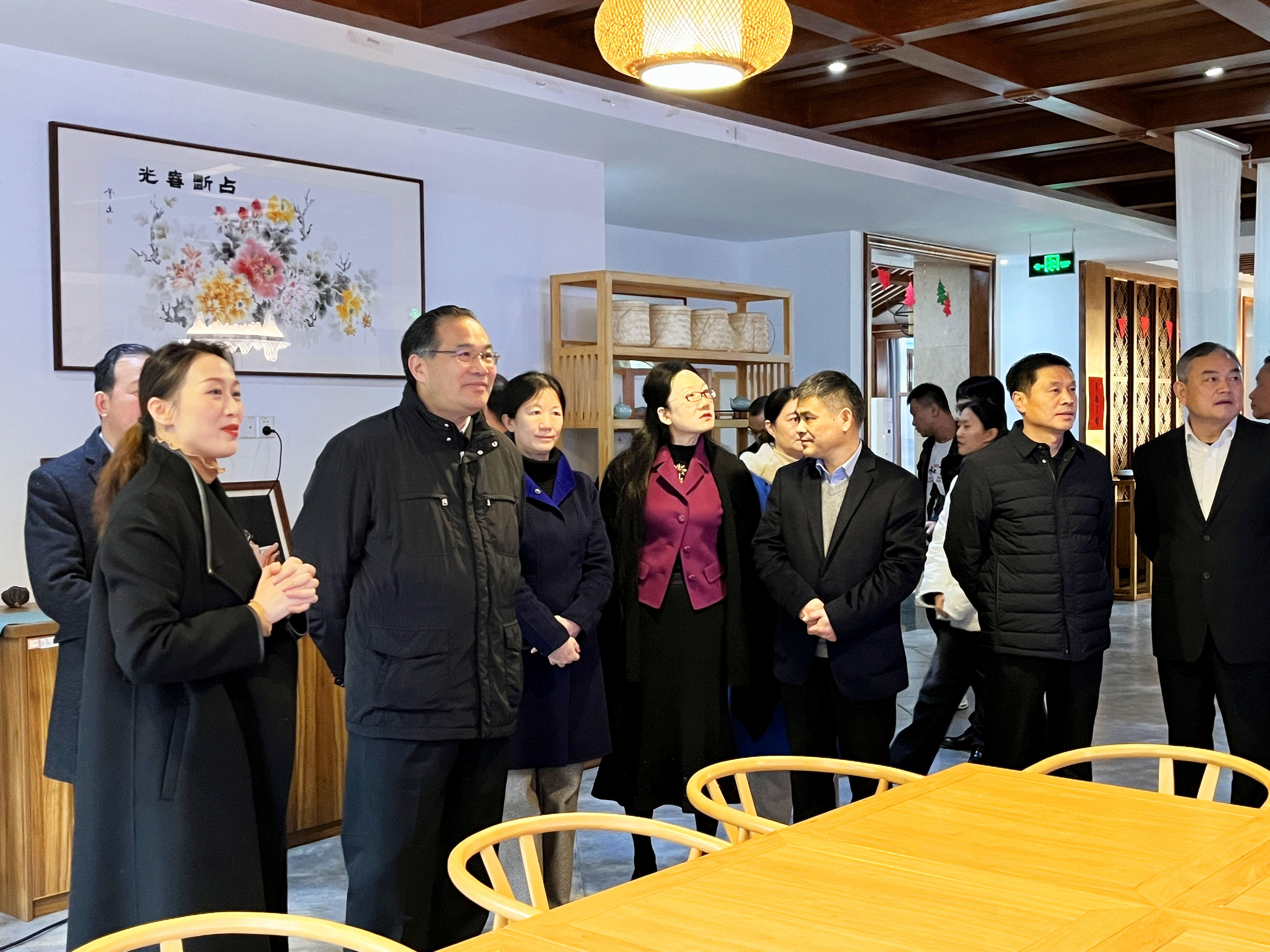湖北省政协副主席马旭明一行莅临milan.com考察交流