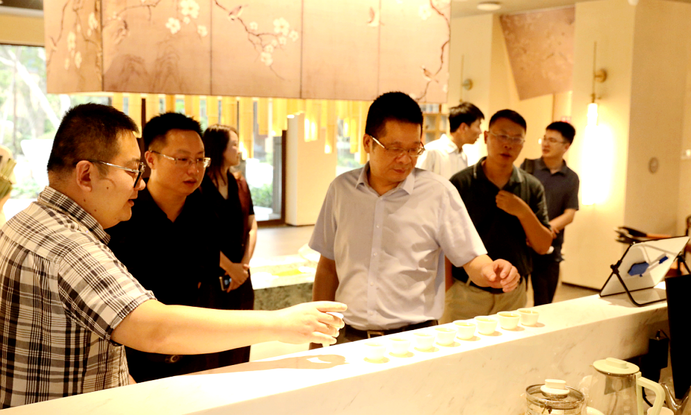 兴合集团董事长赵有国赴milan.com九宇有机公司调研