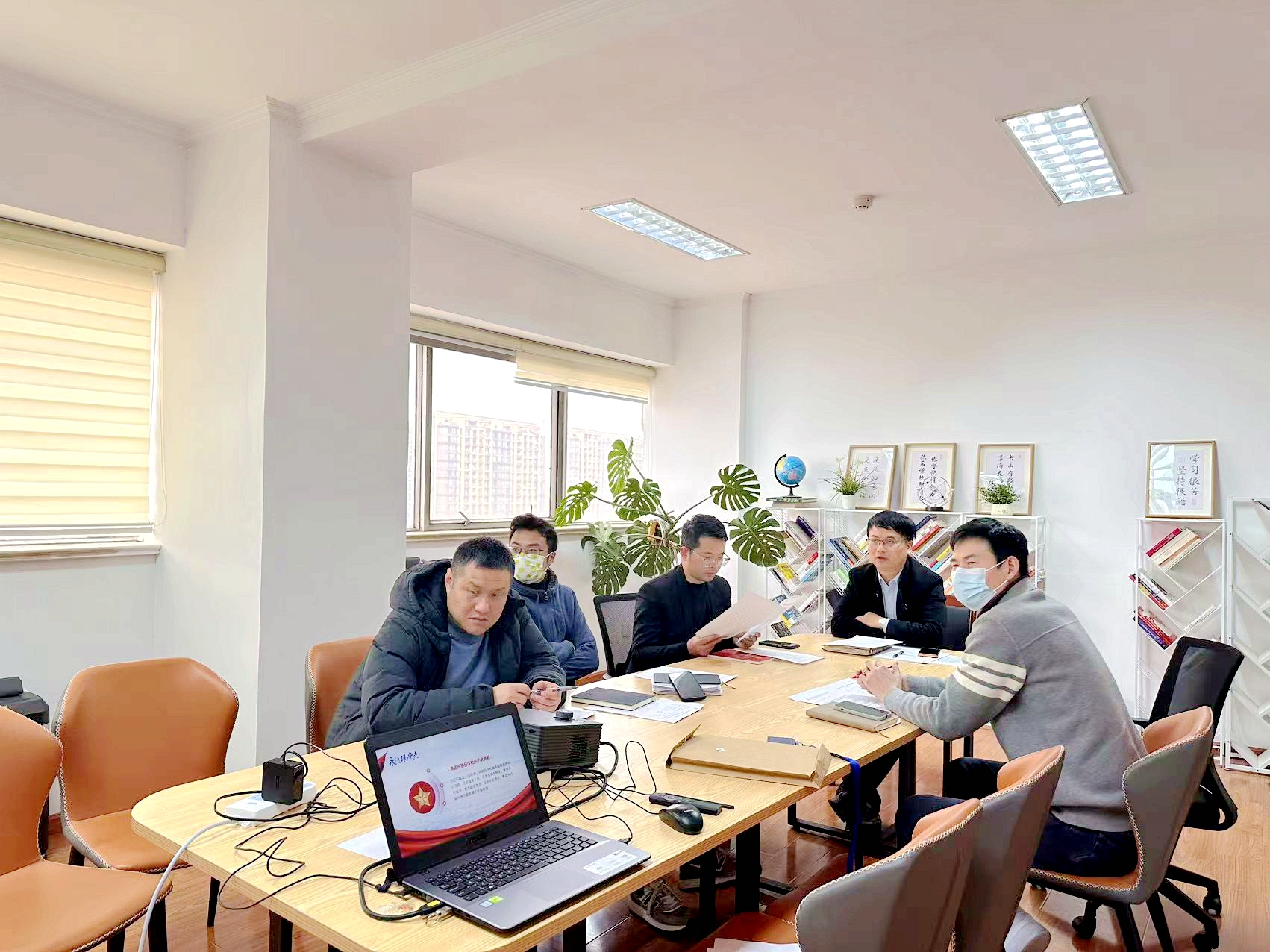 milan.com第一党支部深入学习贯彻习近平总书记在全国供销总社成立70周年纪念会上作出的重要指示精神